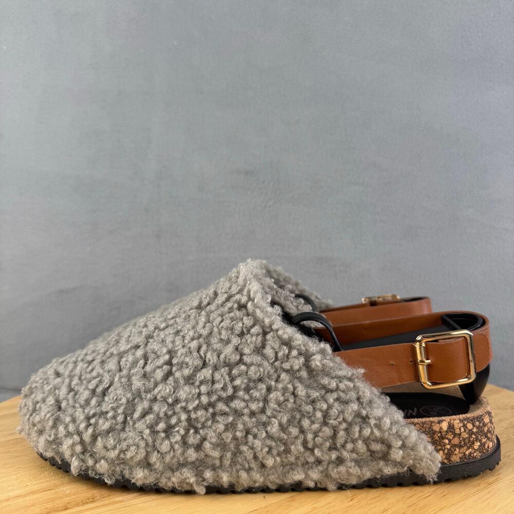 Nasty Gal Gray Faux Shearling Footbed Slip On Shoes  Women’s Size 7 US
